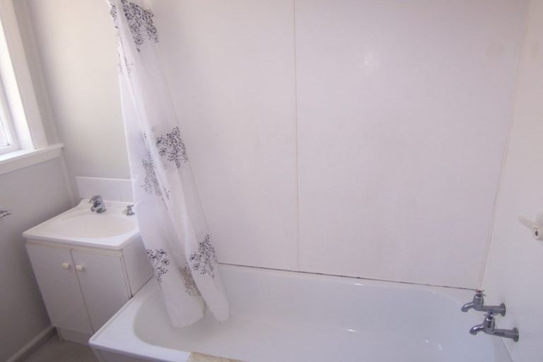 Photo of property in 109 Hoani Street, Northcote, Christchurch, 8052