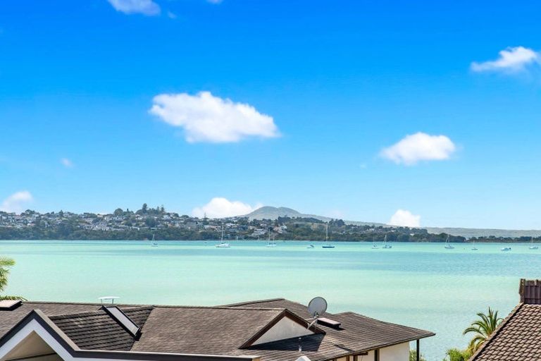 Photo of property in 114 Bramley Drive, Farm Cove, Auckland, 2012