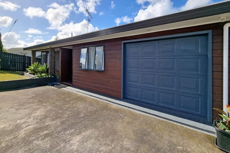 Photo of property in 8 Owl Court, Unsworth Heights, Auckland, 0632