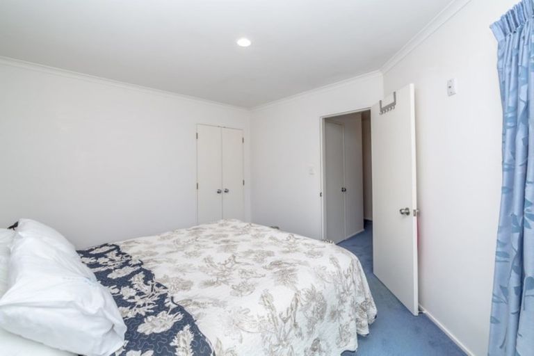 Photo of property in 8 Willow Park Drive, Opaki, Masterton, 5871