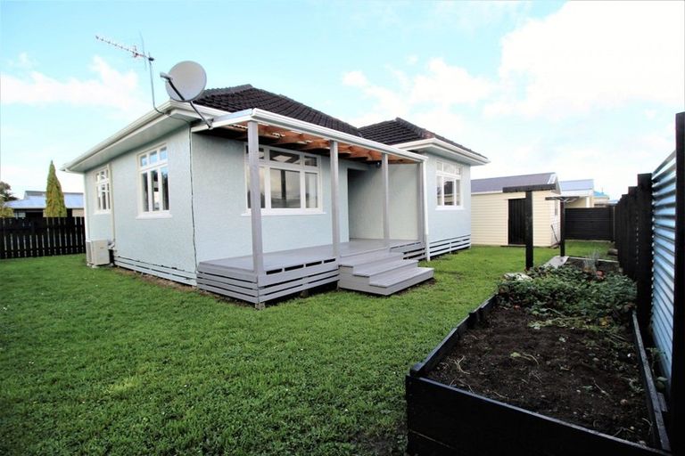 Photo of property in 69a Grey Street, Woodville, 4920