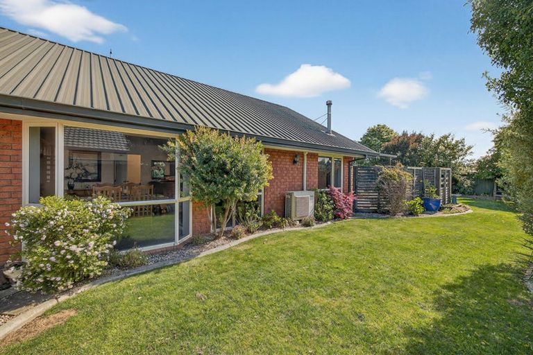 Photo of property in 4 Windward Lane, Bromley, Christchurch, 8062