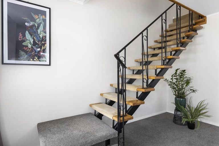 Photo of property in 1 Weld Street, Blenheim, 7201