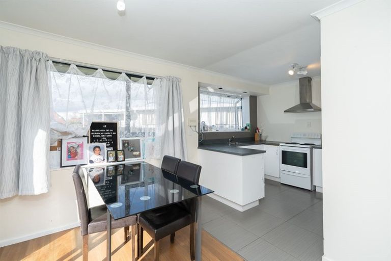 Photo of property in 20 Rosehill Place, Nawton, Hamilton, 3200