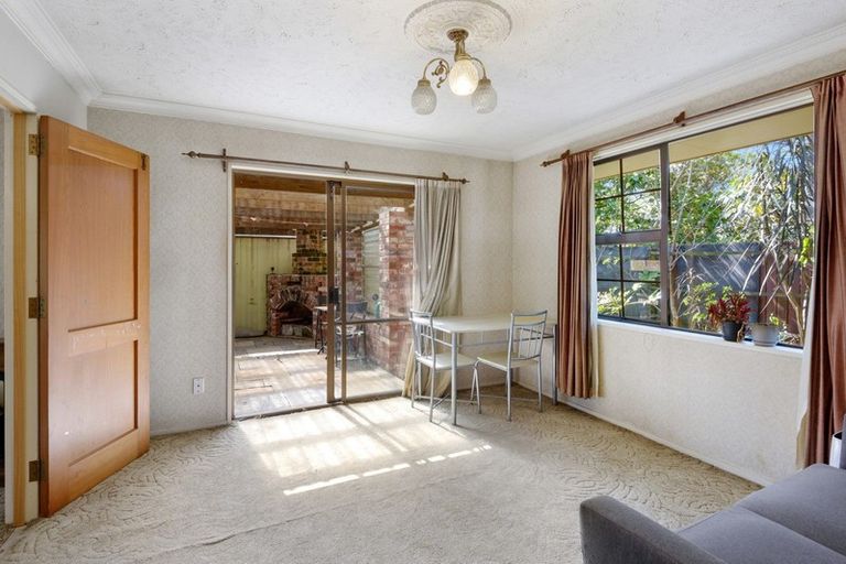 Photo of property in 1/146 Waimairi Road, Ilam, Christchurch, 8041