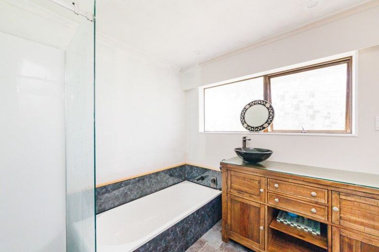 Photo of property in 528 Stoney Creek Road, Kelvin Grove, Palmerston North, 4470
