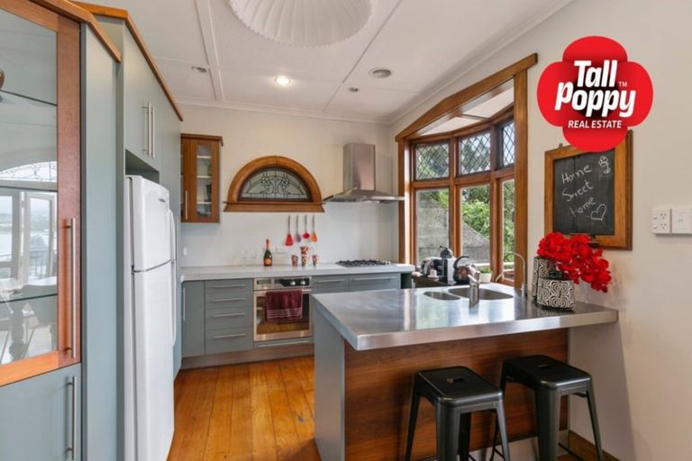 Photo of property in 450 Evans Bay Parade, Hataitai, Wellington, 6021