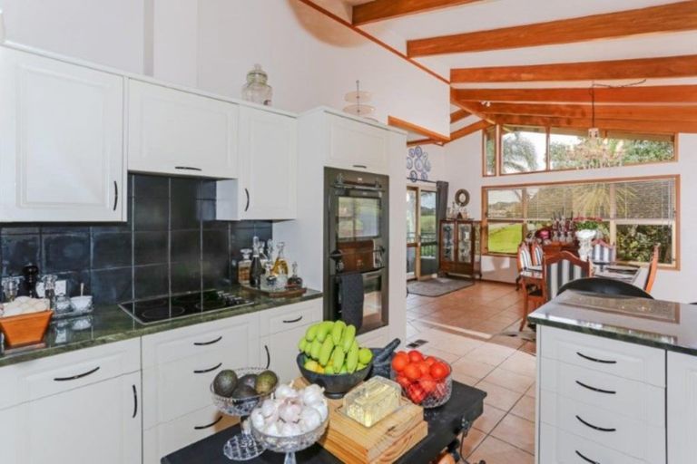 Photo of property in 20 Cherry Crescent, Pukekohe, 2120