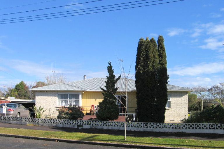 Photo of property in 15 Kingsway Crescent, Forest Lake, Hamilton, 3200