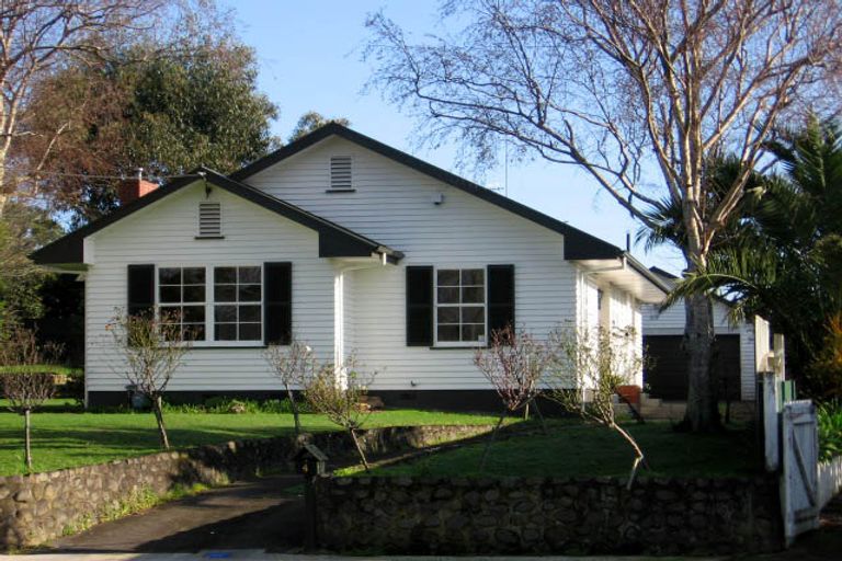 Photo of property in 4 Leigh Place, Awapuni, Palmerston North, 4412