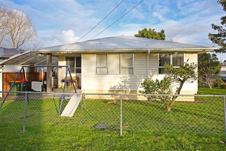 Photo of property in 54 Kirton Crescent, Manurewa, Auckland, 2102