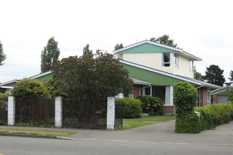Photo of property in 105 Withells Road, Avonhead, Christchurch, 8042