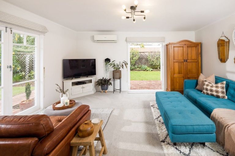 Photo of property in 25 Hall Street, Cambridge, 3434