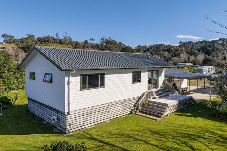 Photo of property in 30 Captain Cook Road, Cooks Beach, Whitianga, 3591
