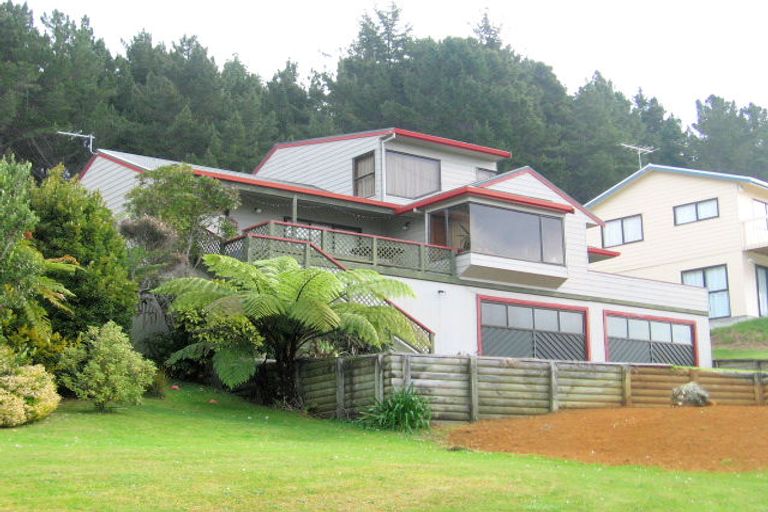 Photo of property in 224 Russell Bruce Place, Onemana, Whangamata, 3691
