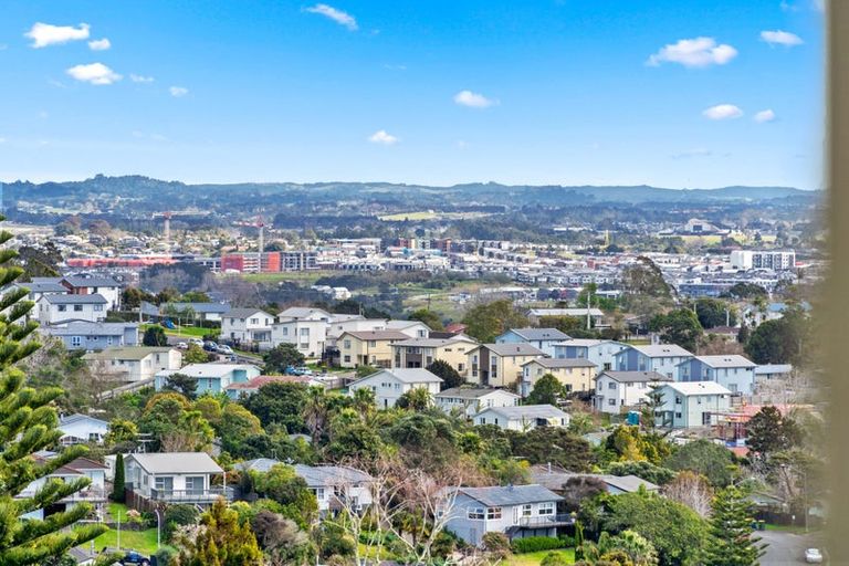 Photo of property in 88 Birkdale Road, Birkdale, Auckland, 0626