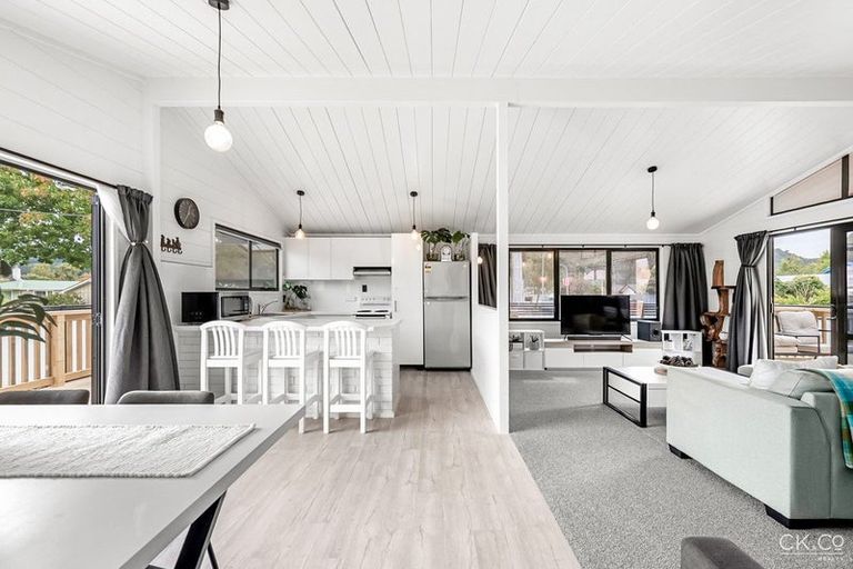 Photo of property in 99 Gibbons Street, Ebdentown, Upper Hutt, 5018