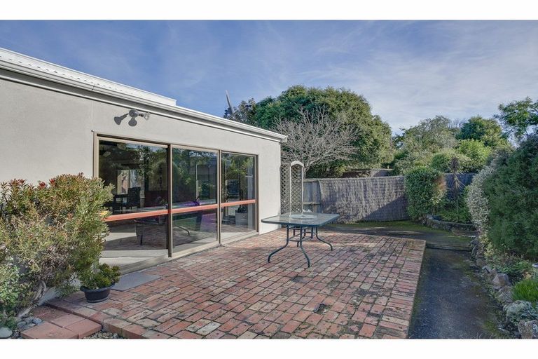 Photo of property in 137 Selwyn Street, Waimataitai, Timaru, 7910