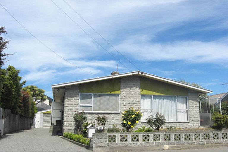 Photo of property in 13 Lake Terrace Road, Burwood, Christchurch, 8061