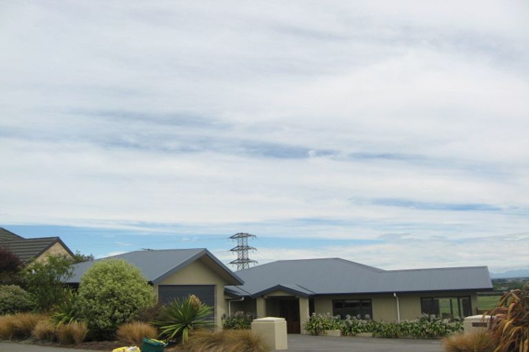 Photo of property in 18 Highcrest Heights, Westmorland, Christchurch, 8025