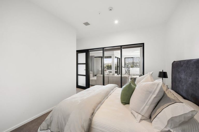 Photo of property in 206/2 Onepu Road, Kilbirnie, Wellington, 6022