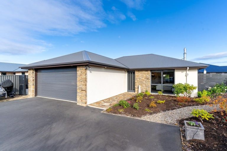Photo of property in 13 Copperfield Close, Mosgiel, 9024