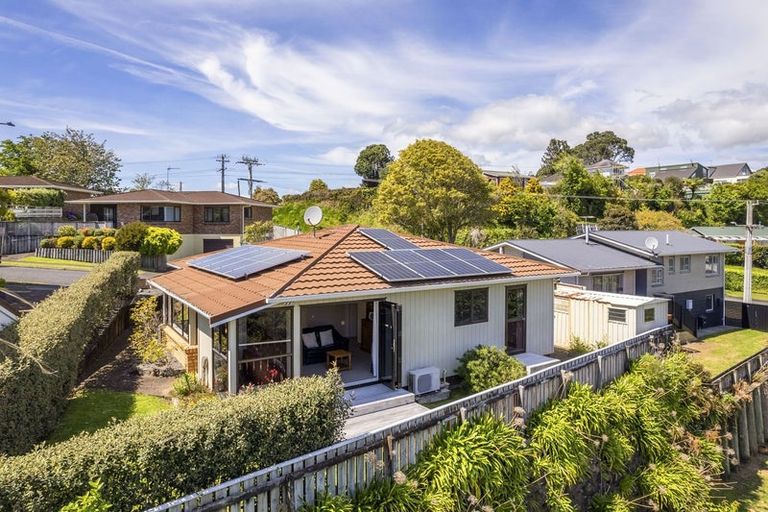 Photo of property in 3 Ruskin Place, Westown, New Plymouth, 4310