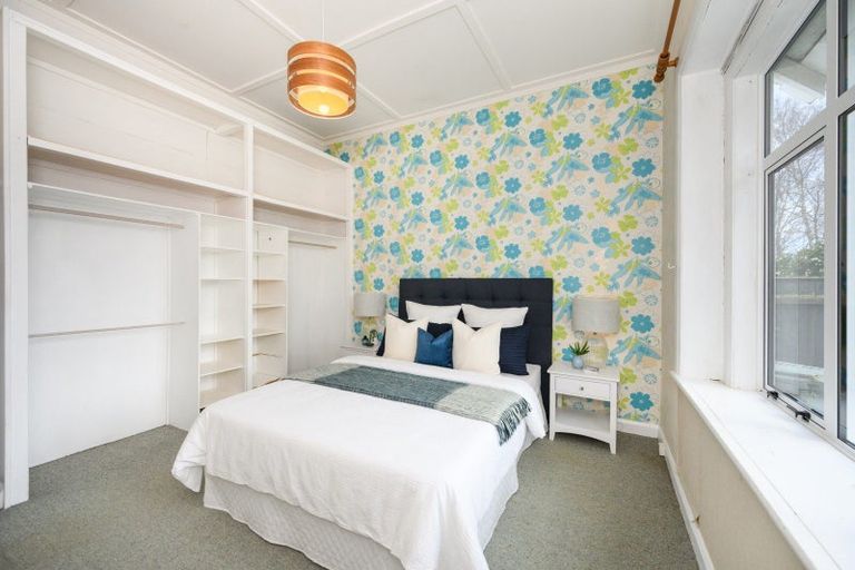 Photo of property in 70 Chelwood Street, Takaro, Palmerston North, 4412