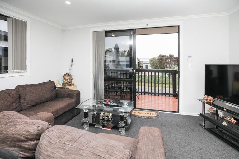 Photo of property in 42 Lindsay Crescent, Nawton, Hamilton, 3200