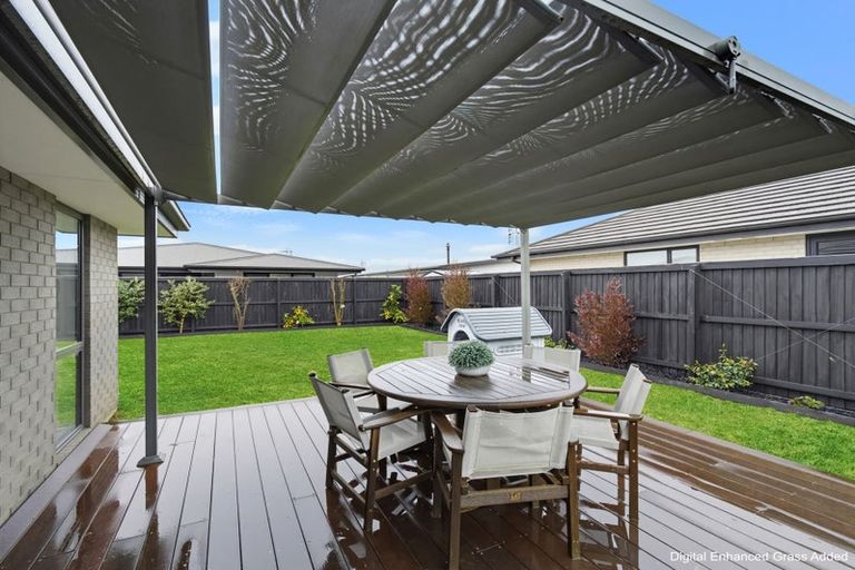 Photo of property in 128 Broadlands Drive, Rolleston, 7615