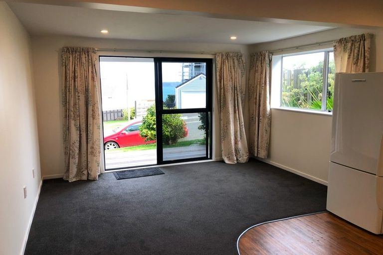 Photo of property in 4 Tregear Place, Camborne, Porirua, 5026