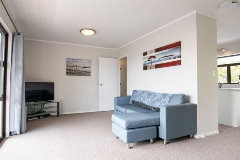 Photo of property in 834b Whangaparaoa Road, Manly, Whangaparaoa, 0930