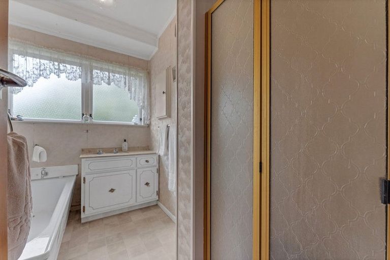 Photo of property in 5 Orpheus Place, Papakura, 2110