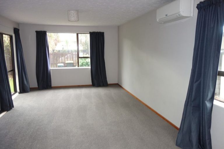 Photo of property in 2/16a Ward Street, Addington, Christchurch, 8024