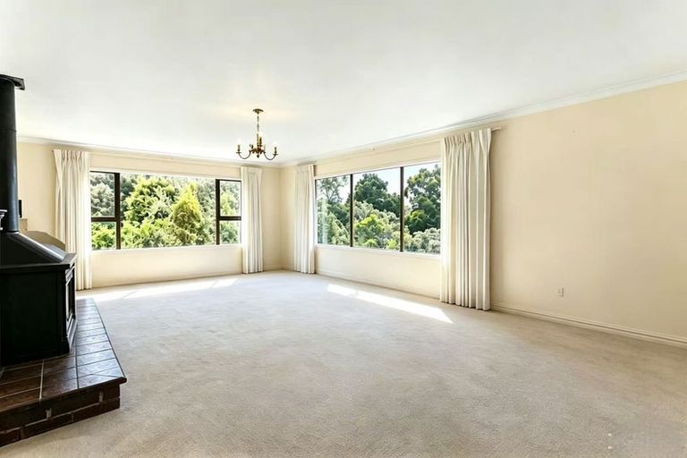 Photo of property in 158 Mill Road, Totara Park, Manurewa, 2576