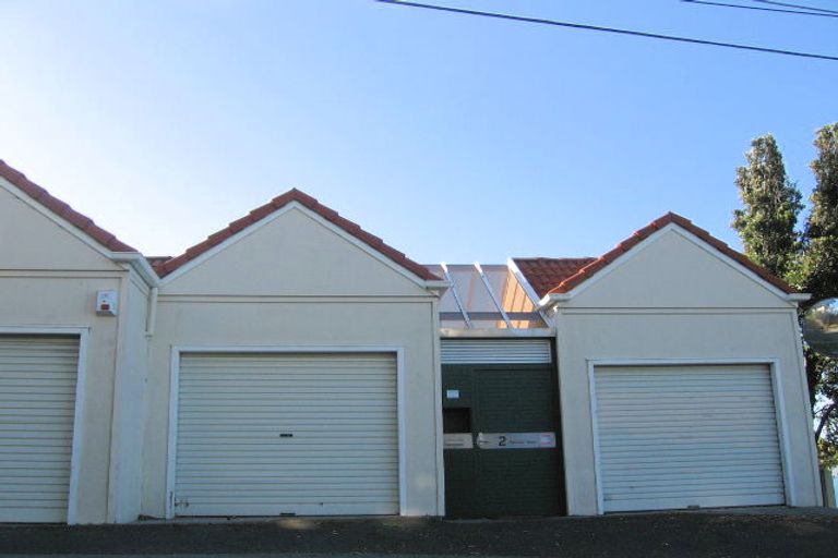 Photo of property in 2 Palliser Road, Roseneath, Wellington, 6011