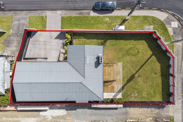 Photo of property in 2 Havelock Avenue, Forrest Hill, Auckland, 0620