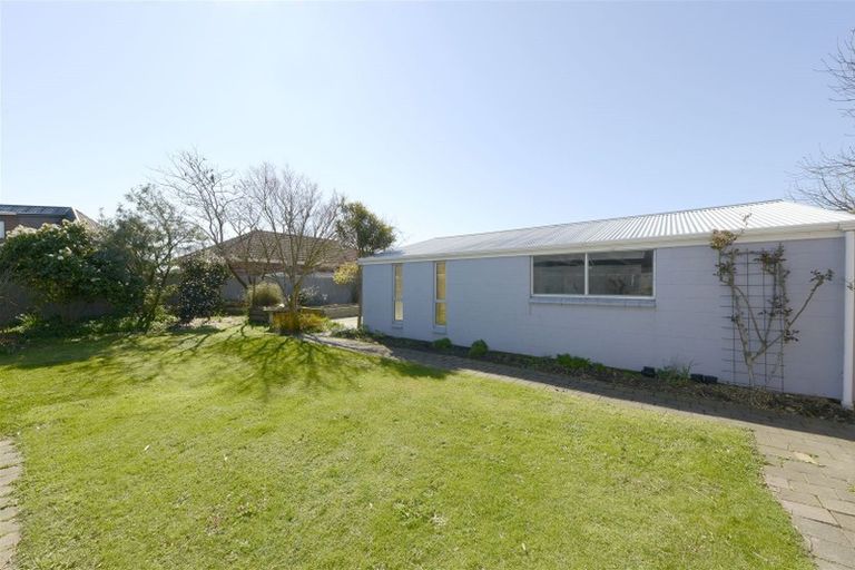 Photo of property in 27 Bethel Crescent, Bishopdale, Christchurch, 8053