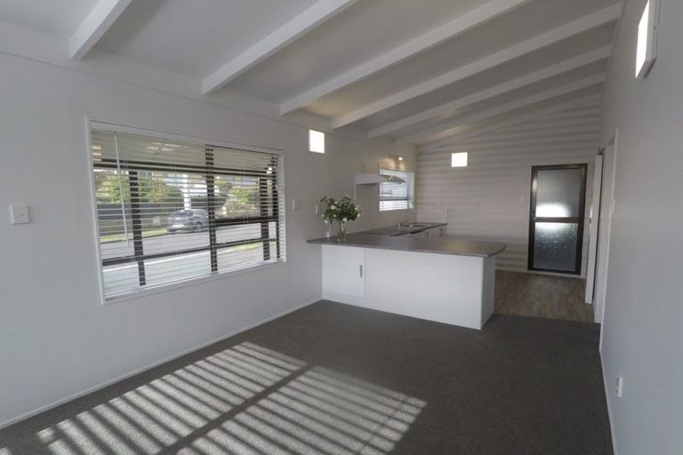 Photo of property in 10 Stuart Place, Blagdon, New Plymouth, 4310