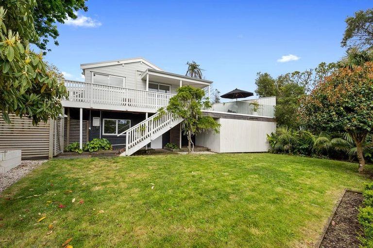 Photo of property in 12 Honnor Place, Hurdon, New Plymouth, 4310