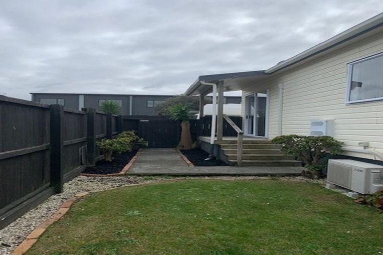 Photo of property in 36 Bowater Place, Manurewa, Auckland, 2102