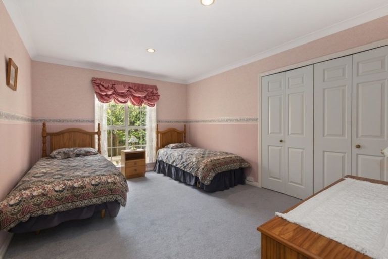 Photo of property in 6 Saint Andrews Grove, Boulcott, Lower Hutt, 5010