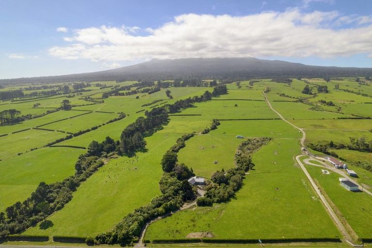 Photo of property in 1812 Opunake Road, Mahoe, Hawera, 4679