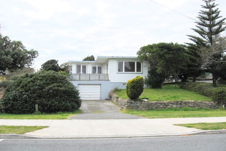 Photo of property in 1 Otaihanga Road, Otaihanga, Paraparaumu, 5036