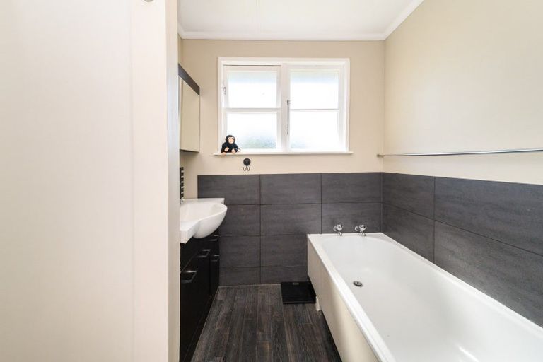 Photo of property in 25 Seaforth Avenue, Milson, Palmerston North, 4414