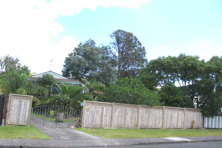 Photo of property in 22 Salamanca Road, Sunnynook, Auckland, 0620