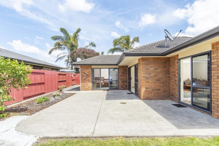 Photo of property in 11 Madeleine Terrace, Papamoa Beach, Papamoa, 3118