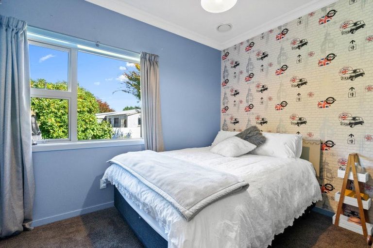 Photo of property in 17 Memorial Avenue, Drummond, Otautau, 9683