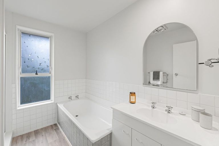 Photo of property in 416 Mairehau Road, Parklands, Christchurch, 8083