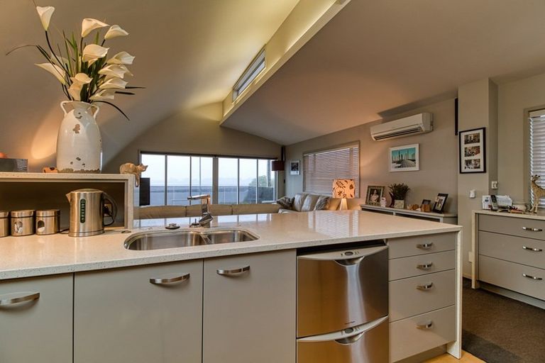 Photo of property in 23 Meeanee Quay, Westshore, Napier, 4110